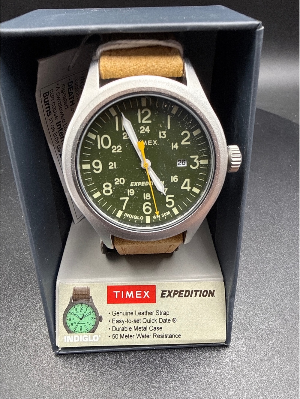 Timex Expedition Men's Wristwatch with Genuine Leather Strap and Quick Date